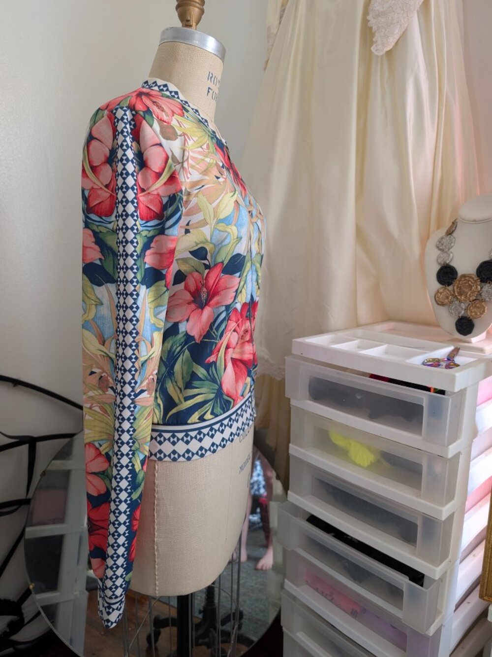 Floral Spring Jacket jealous tomato - Picture 3 of 8